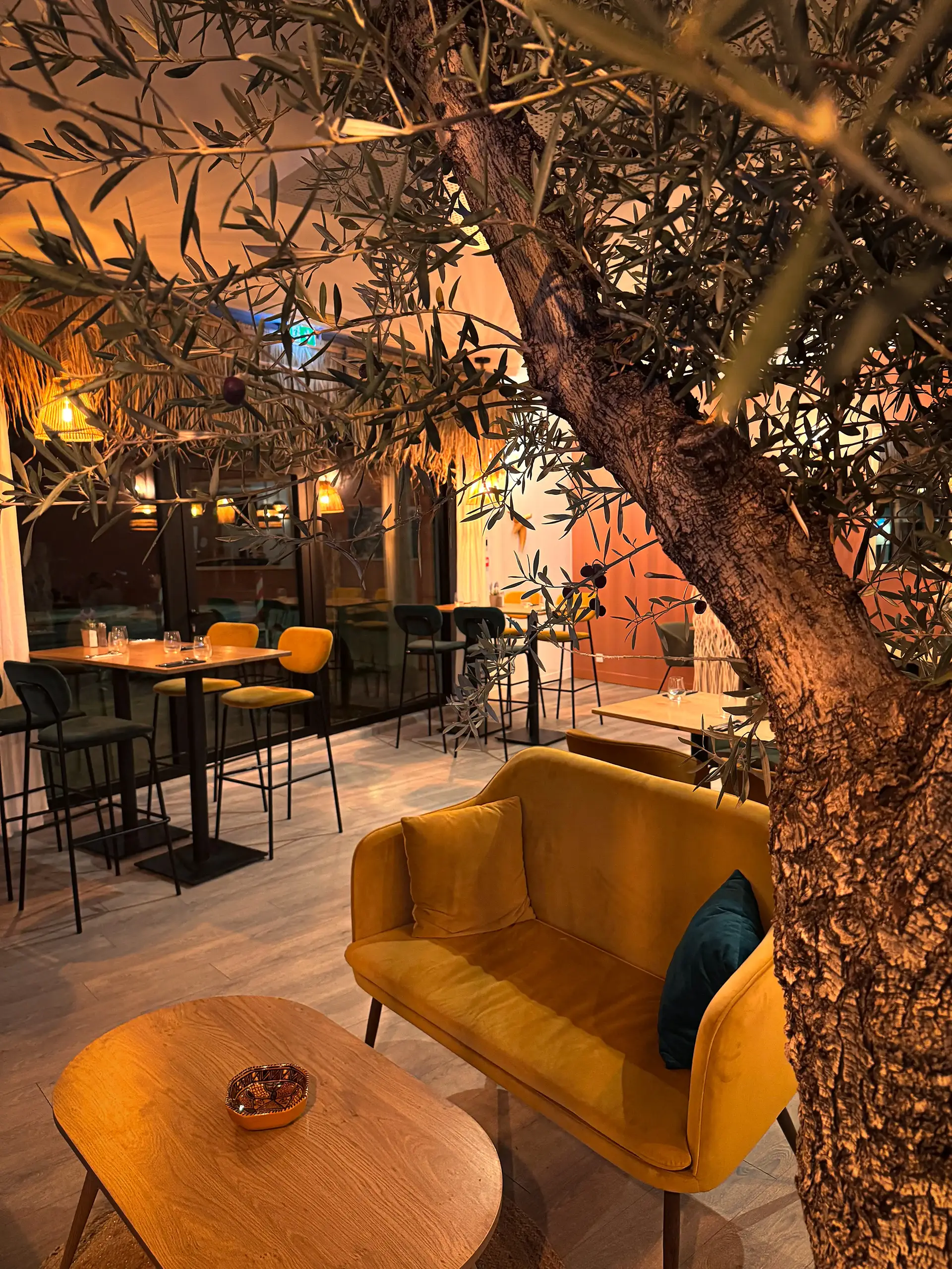 Ambiance chaleureuse du restaurant Casa Caliente